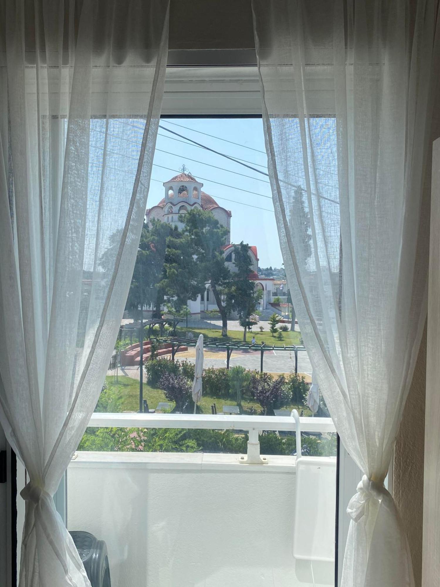 Apartamento Sun & Sea Nea Iraklia Exterior foto